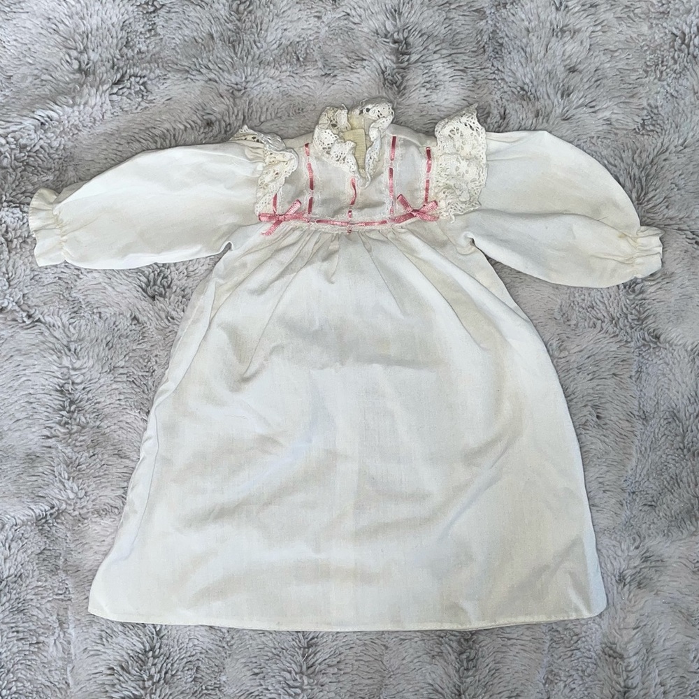 American Girl Doll- 1994 Samantha Nightgown